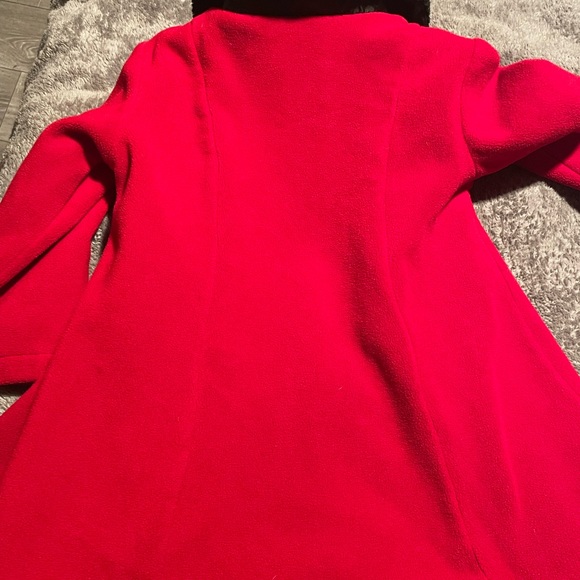 Beautiful toddler coat - Picture 2 of 3
